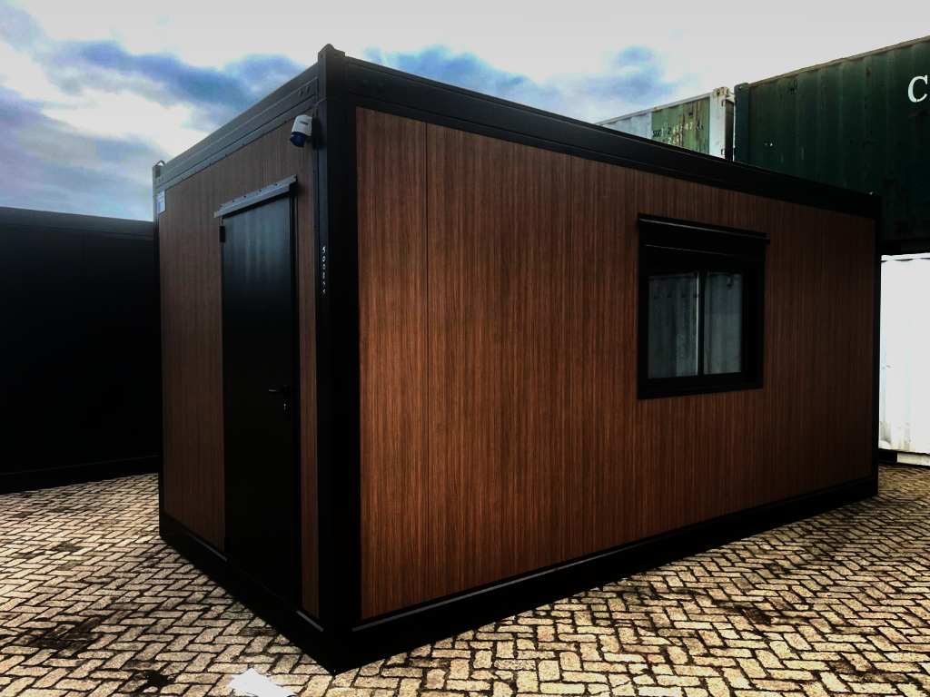 unit bruin buitenkant